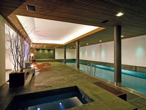 Indoor-Becken